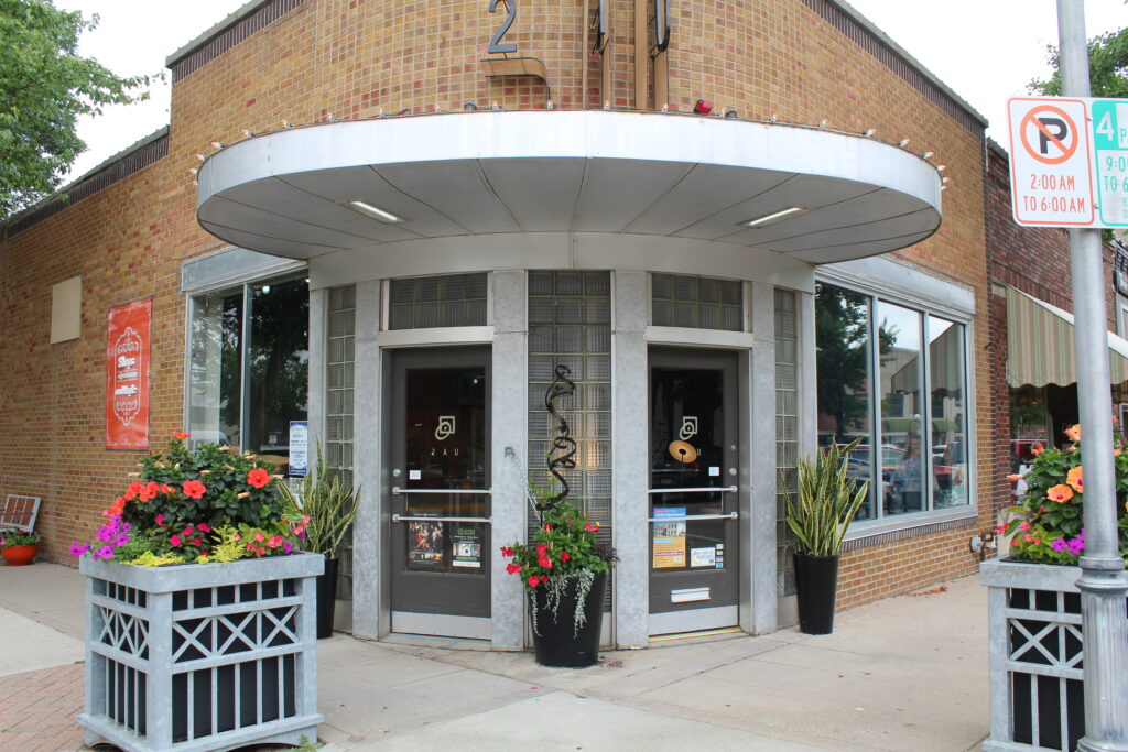 2AU Limited - Featured store front