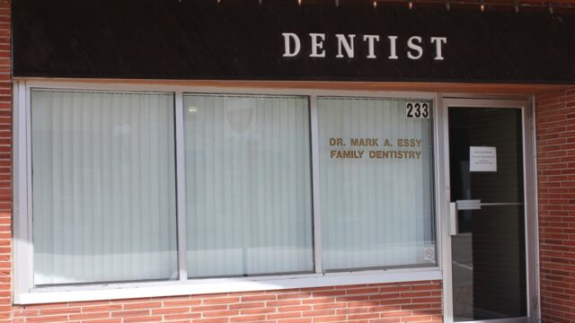 Dr. Mark Essy, DDS family dentistry exterior