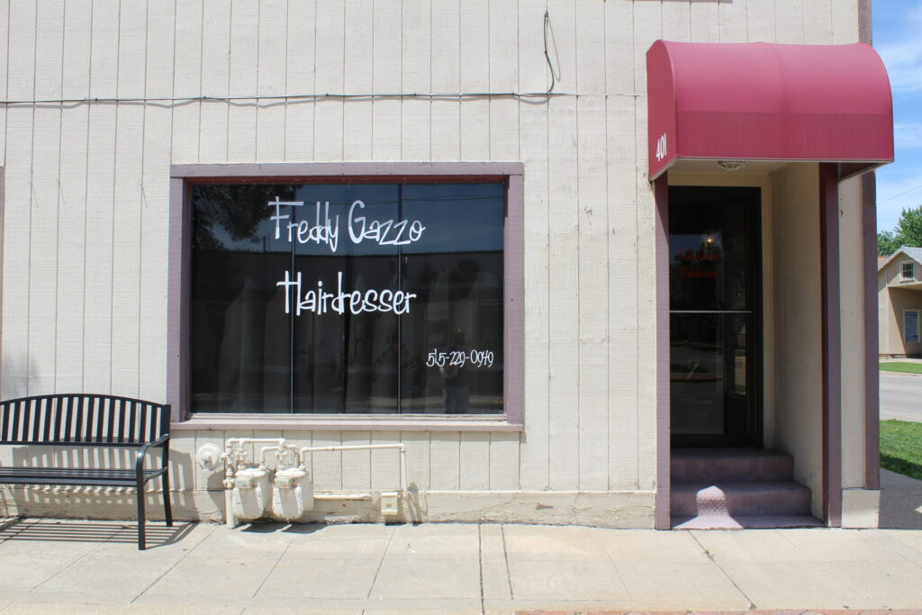 Storefront of Freddy Gazzo Salon