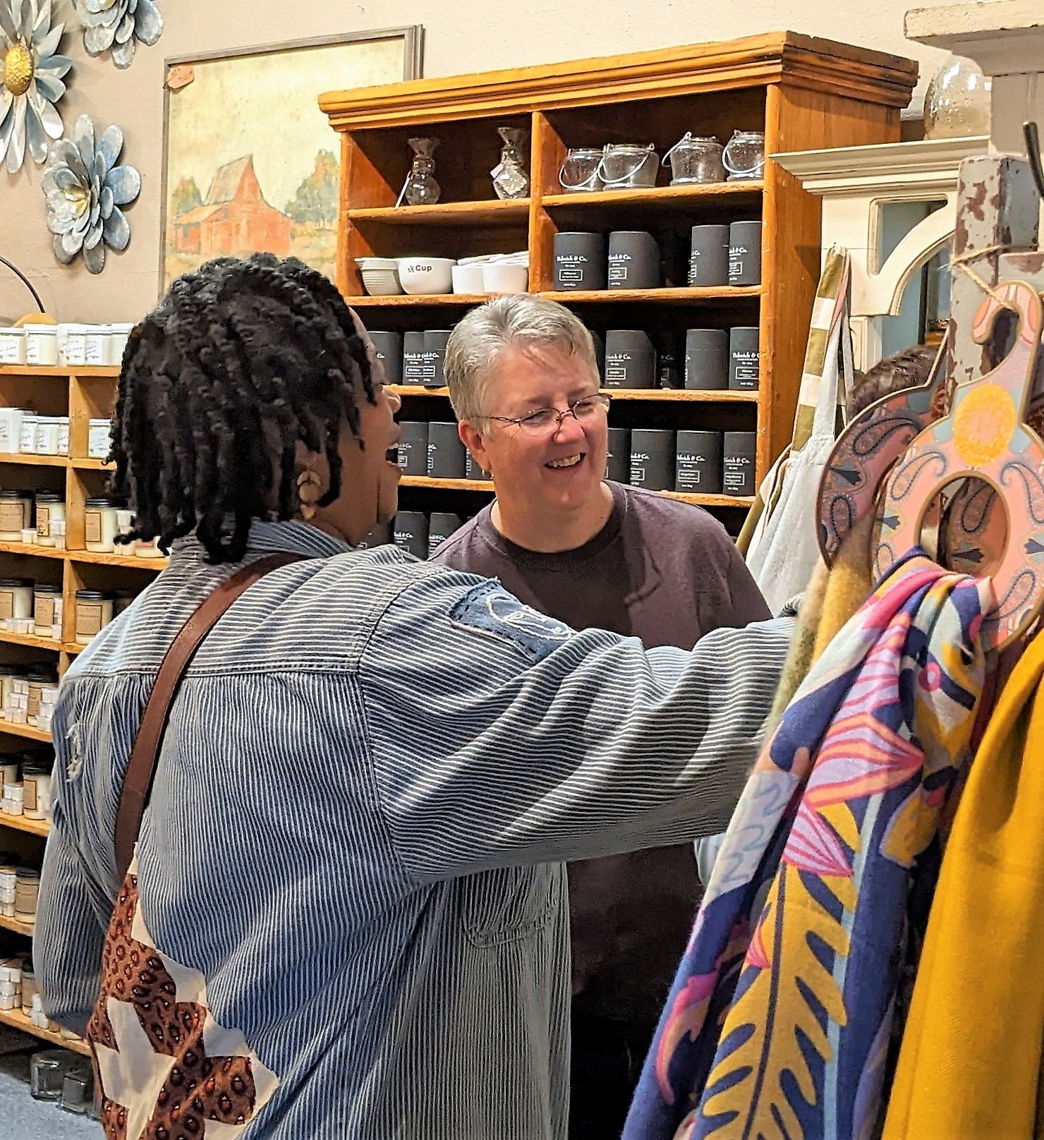 Historic Valley Junction Foundation - Boutiques Selling Apparel